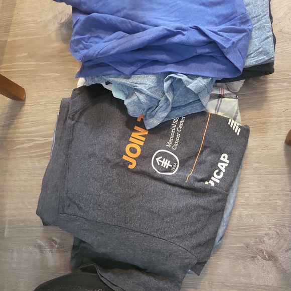 Shirts - Picture 4 of 4